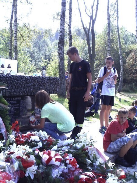 Zdjęcie 4: Rajdem uczcili obrońców