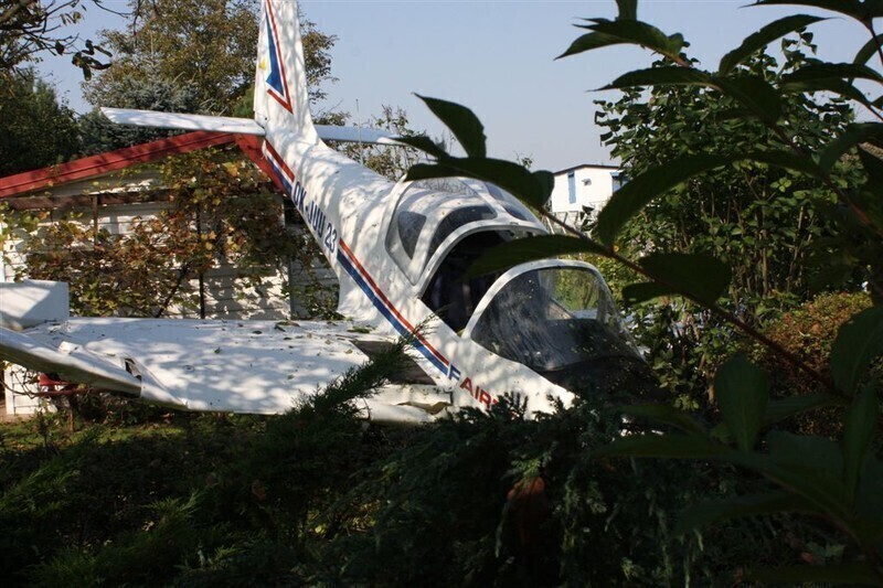 Zdjęcie 3: Awaryjne lądowanie awionetki [video]