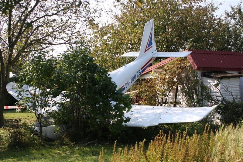 Zdjęcie 4: Awaryjne lądowanie awionetki [video]