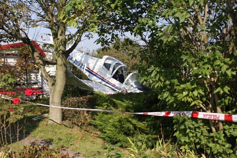 Zdjęcie 13: Awaryjne lądowanie awionetki [video]