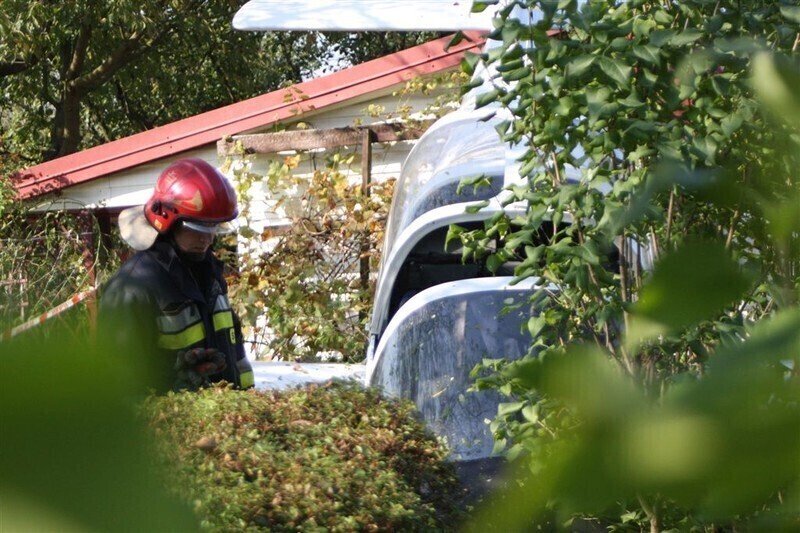 Zdjęcie 18: Awaryjne lądowanie awionetki [video]