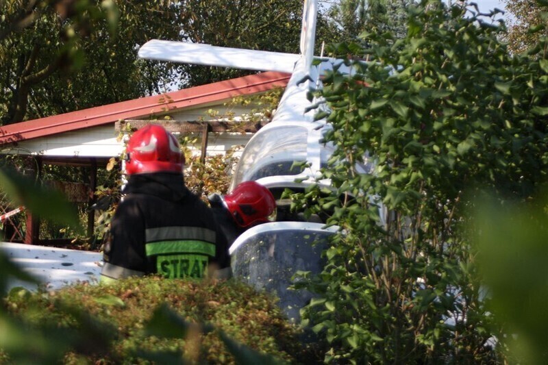 Zdjęcie 19: Awaryjne lądowanie awionetki [video]