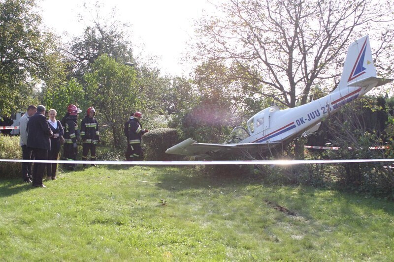 Zdjęcie 22: Awaryjne lądowanie awionetki [video]