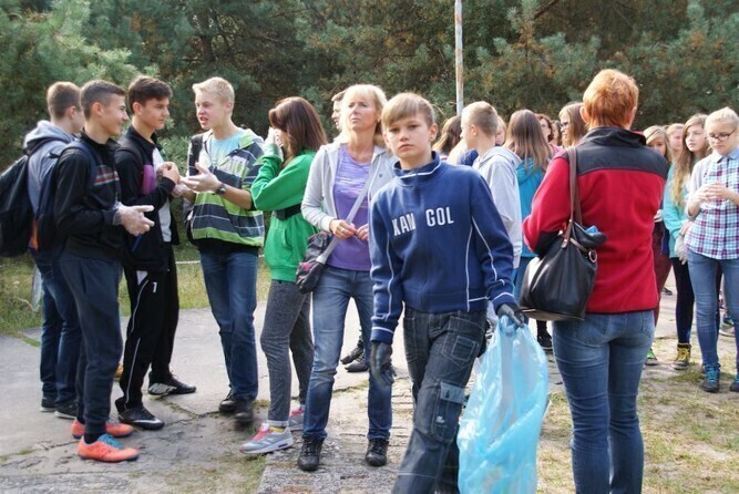 Wolborscy gimnazjaliści sprzątali świat