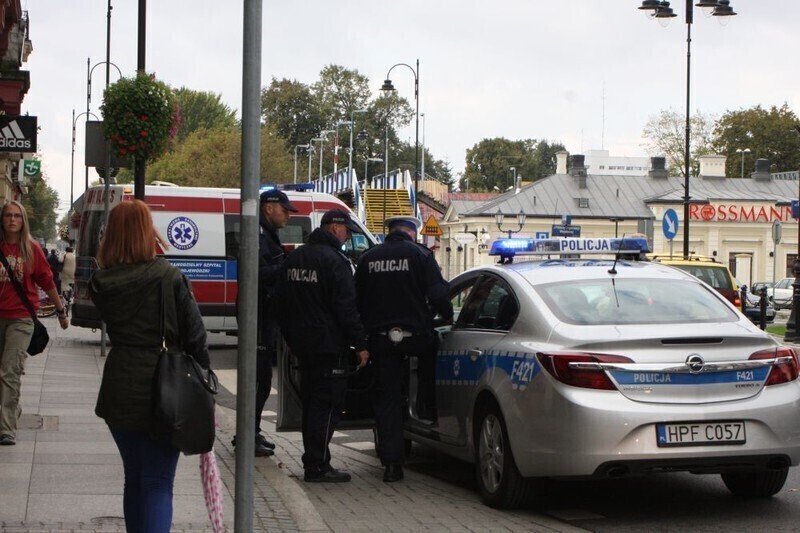 Zdjęcie 3: Wypadek przy wieży ciśnień, trzy osoby w szpitalu