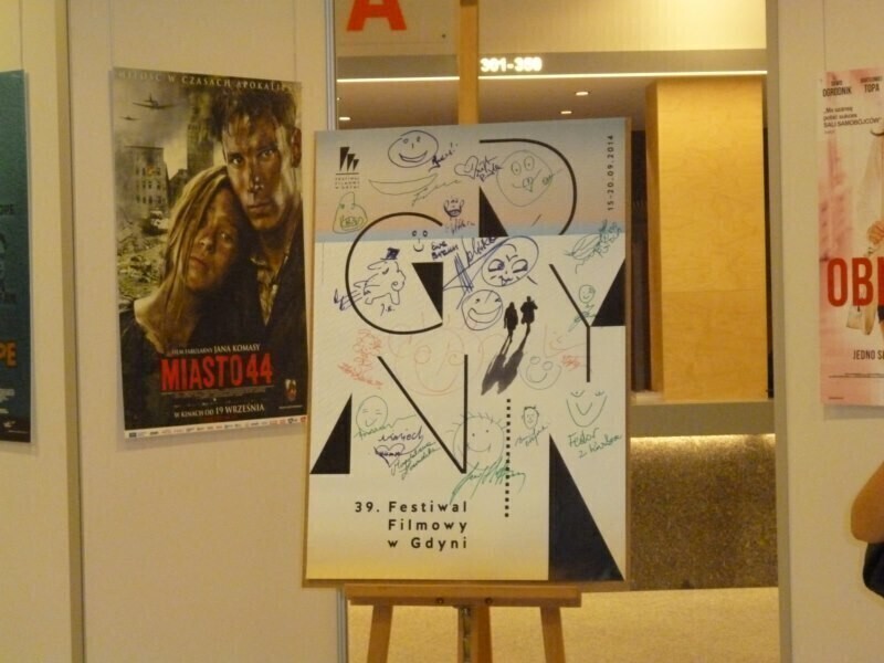 Zdjęcie 8: Uczniowie ZSP 2 na widowni 39. Festiwalu Filmowego w Gdyni