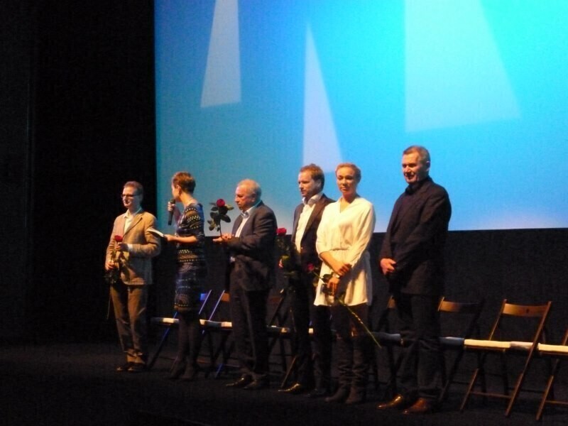 Zdjęcie 13: Uczniowie ZSP 2 na widowni 39. Festiwalu Filmowego w Gdyni