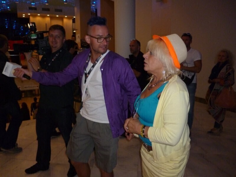 Zdjęcie 14: Uczniowie ZSP 2 na widowni 39. Festiwalu Filmowego w Gdyni