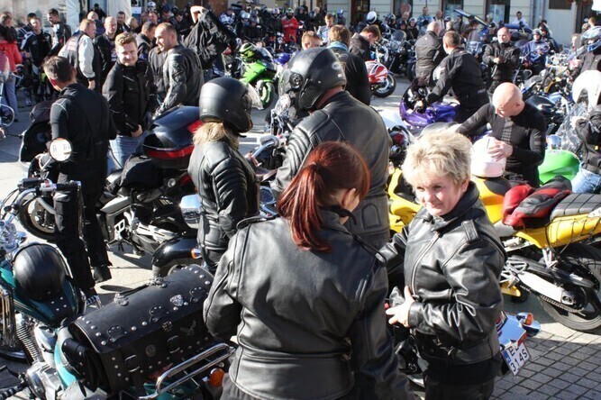 Zdjęcie 1: Koniec sezonu motocyklowego 