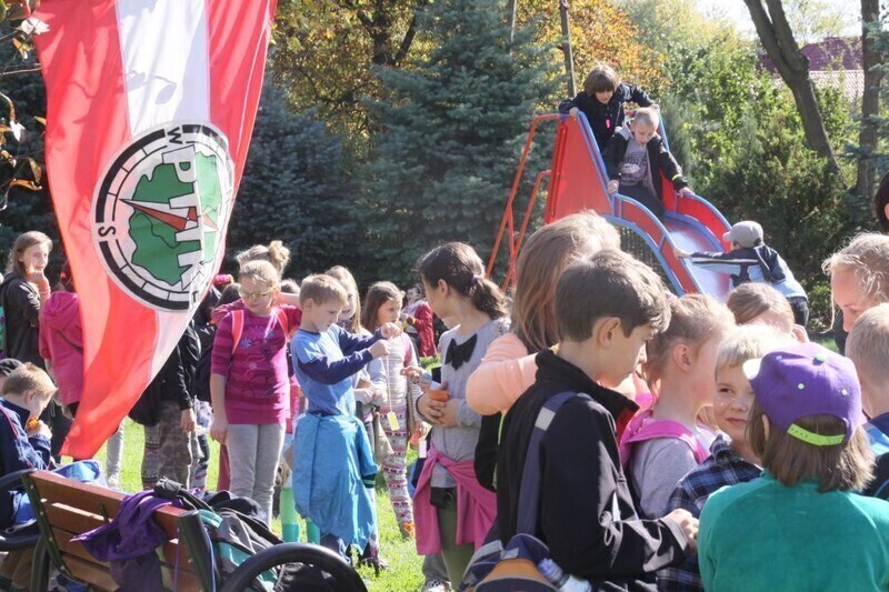 Zdjęcie 4: Tłumy na Rajdzie Prażonego Ziemniaka 