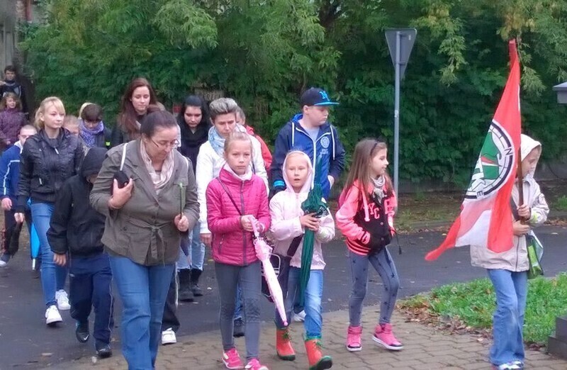 Zdjęcie 8: Tłumy na Rajdzie Prażonego Ziemniaka 