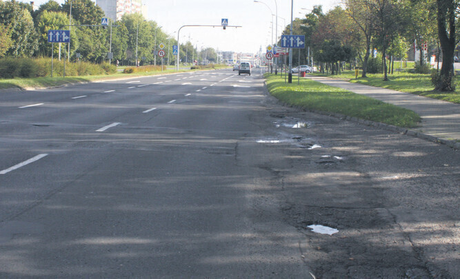 Skąd pieniądze na Sikorskiego