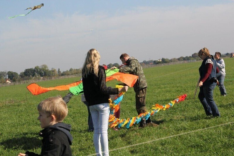 Zdjęcie 15: Święto Latawca na piotrkowskim lotnisku