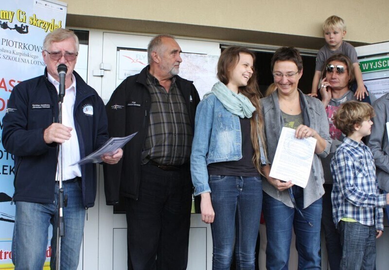 Zdjęcie 6: Walka z wiatrakami na piotrkowskim lotnisku 