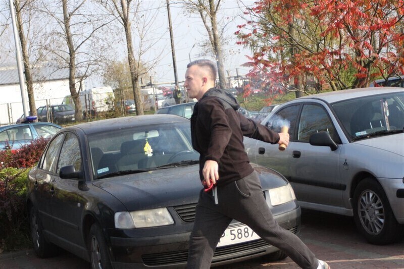 Zdjęcie 4: Areszt zaatakowany. Chcieli odbić więźnia 