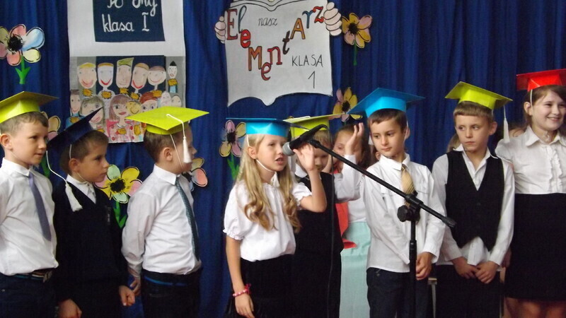 Zdjęcie 6: Pierwszaki z Bujen są już uczniami