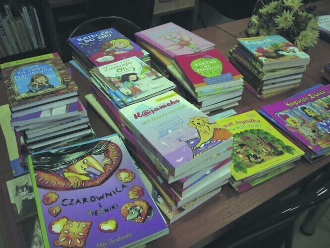 Nowości wydawnicze dla biblioteki w Ręcznie