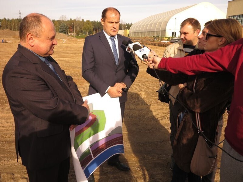 Zdjęcie 3: W Bełchatowie budują stadion 