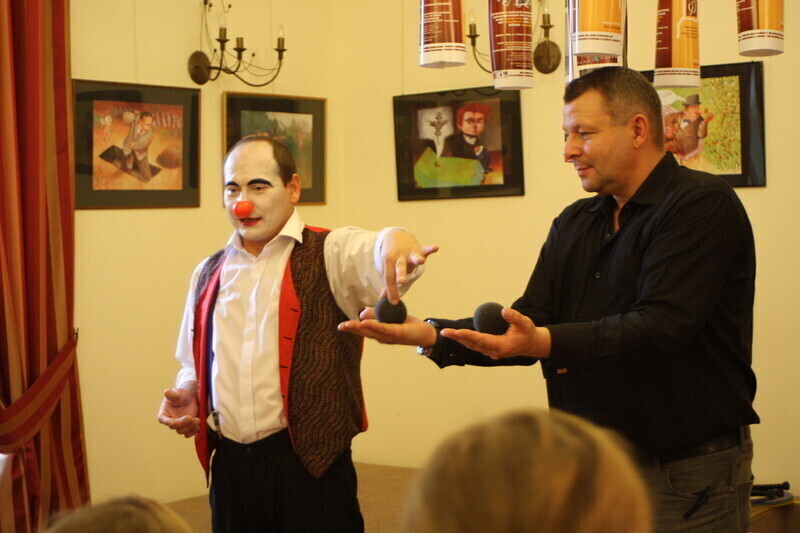 Zdjęcie 6: Kabaret zaczął od... cyrku