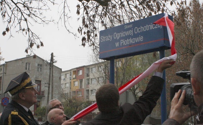 Zdjęcie 5: Strażacy mają swój skwer 