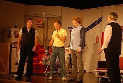 Zdjęcie 1: Kabaret w klubie mężusiów