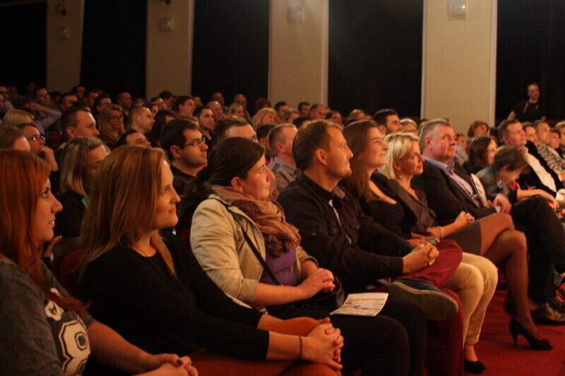 Zdjęcie 3: To były figury z publicznością