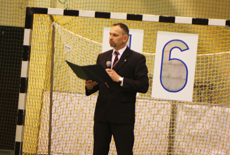 Zdjęcie 18: SP 16: Uroczyste obchody zmiany patrona