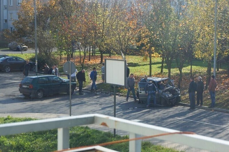 Zdjęcie 4: Zderzyli się na skrzyżowaniu Modrzewskiego/Źródlana