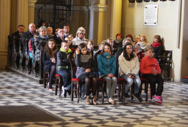 Zdjęcie 5: Poświęcili nowy sztandar 