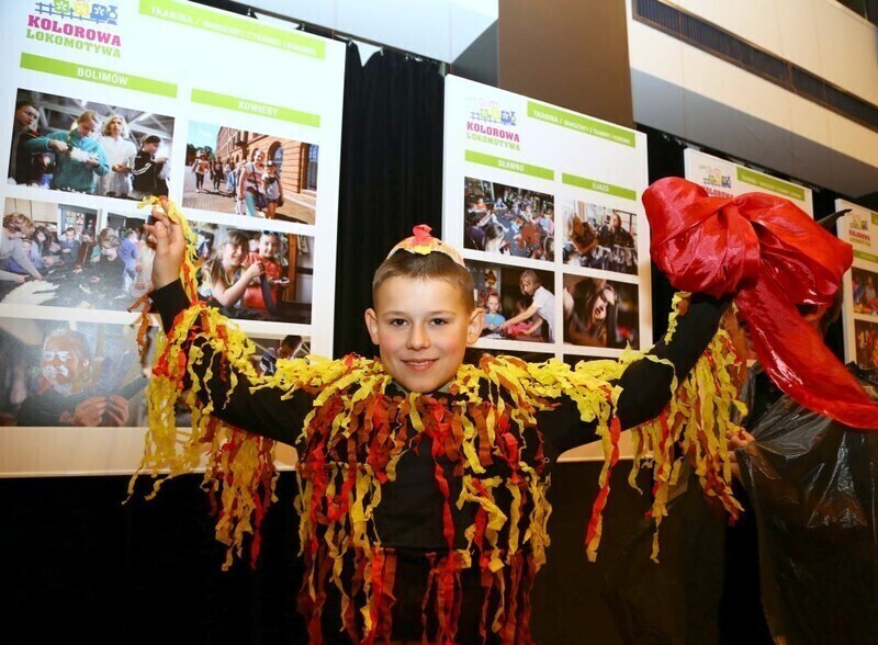 Zdjęcie 11: Kolorowa Lokomotywa zakończyła swój bieg