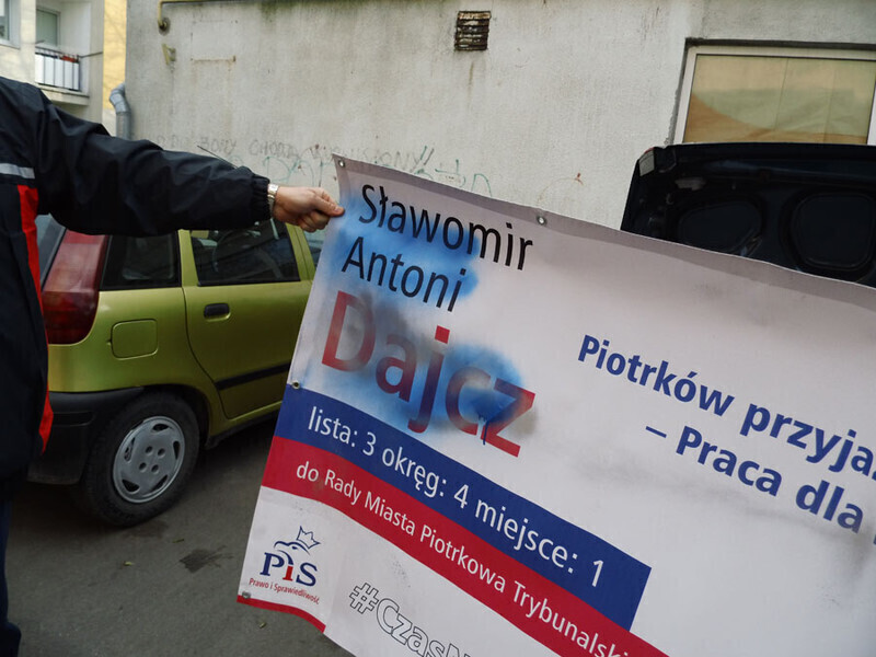 Zdjęcie 4: Kto i dlaczego zniszczył plakaty wyborcze?