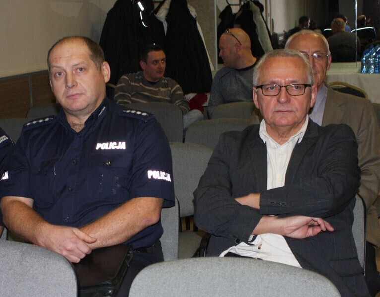 Zdjęcie 2: W Piotrkowie ruszyła Akcja Społeczna „Uczciwe wybory”