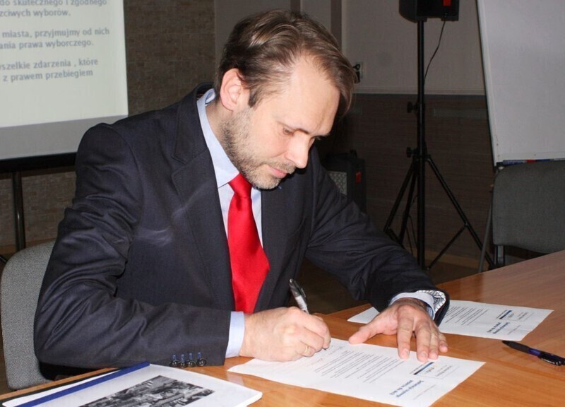 Zdjęcie 9: W Piotrkowie ruszyła Akcja Społeczna „Uczciwe wybory”