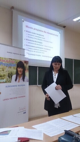 Aleksandra Rozpędek z wykładem na UJK