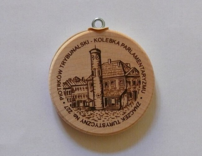 Drewniany krążek promuje Piotrków