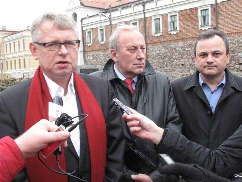 Zdjęcie 5: Brylski: Panie prezydencie, wyborcy idą po pana!