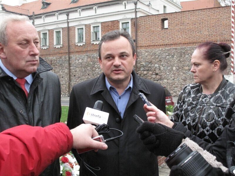 Zdjęcie 8: Brylski: Panie prezydencie, wyborcy idą po pana!