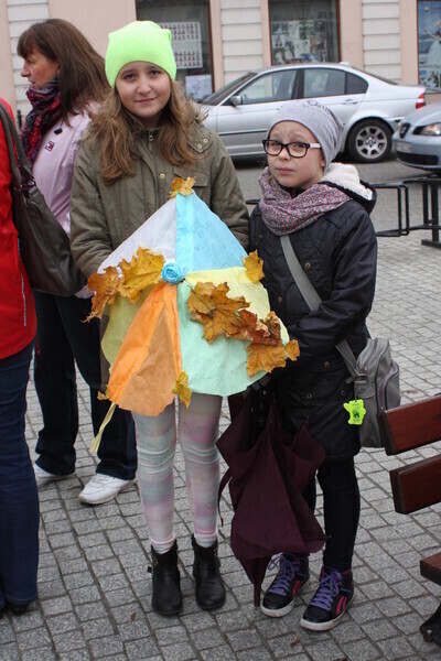 Zdjęcie 4: 250 osób ruszyło pod parasolem