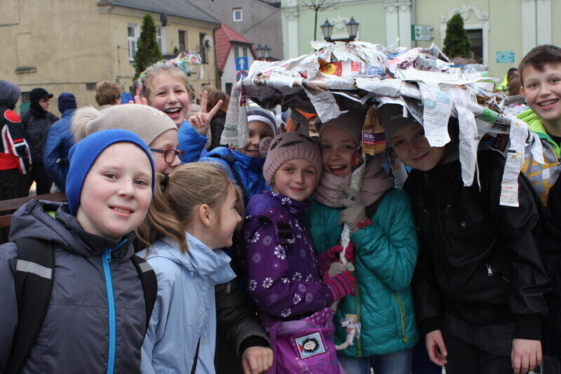 Zdjęcie 15: 250 osób ruszyło pod parasolem