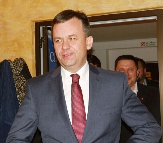 Nie mają większości. Z kim wejdą w koalicję