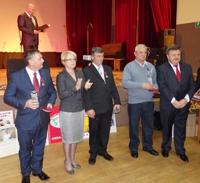 Zdjęcie 6: W Moszczenicy odznaczyli krwiodawców 