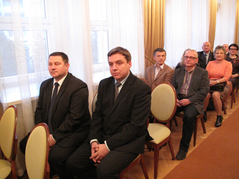 Zdjęcie 6: Radni otrzymali zaświadczenia o wyborze