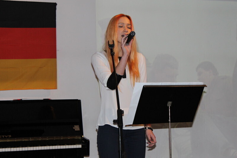 Zdjęcie 6: A mury runą...