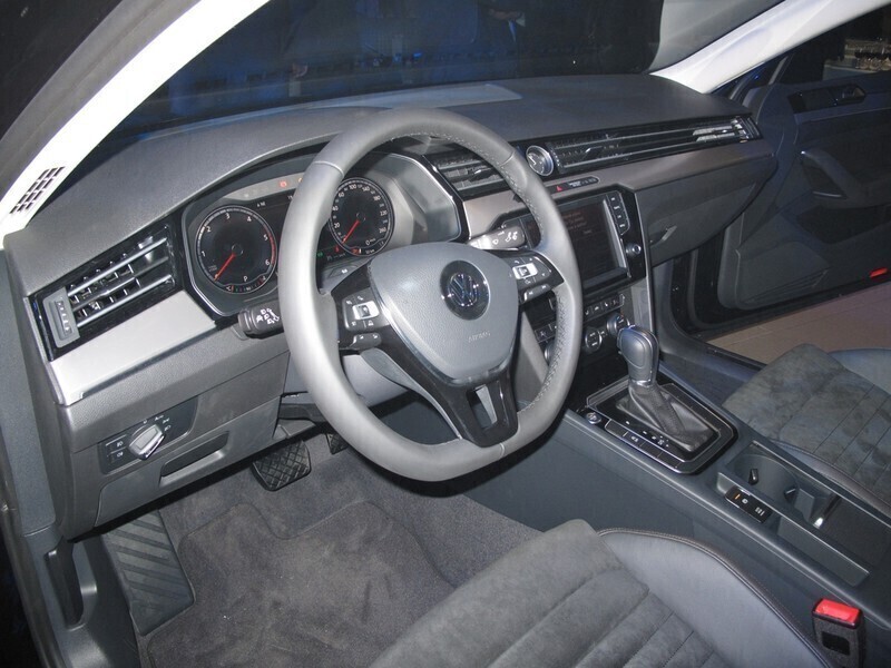 Zdjęcie 10: Nowy Passat już jest! Zobacz jak wygląda