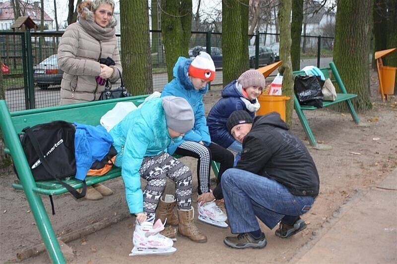 Zdjęcie 21: Lodowisko już otwarte