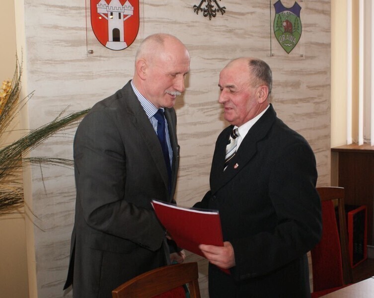 Zdjęcie 7: Pierwsza sesja w Wolborzu. Szulc przewodniczącym 