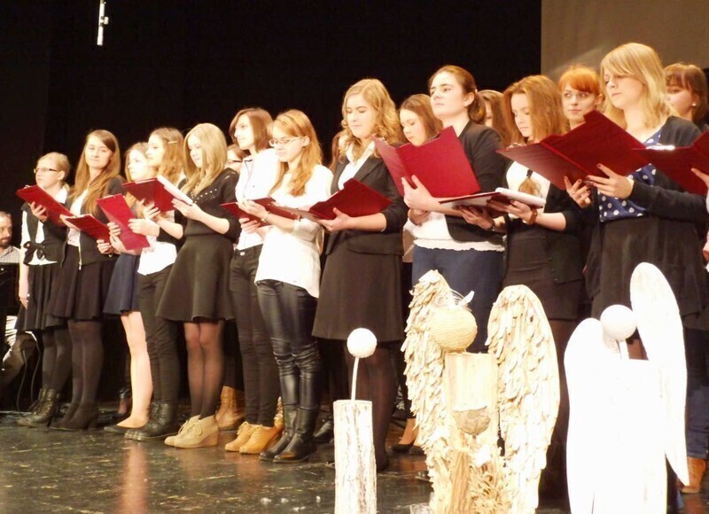 Zdjęcie 3: Wybrali Wolontariusza Roku 2014 