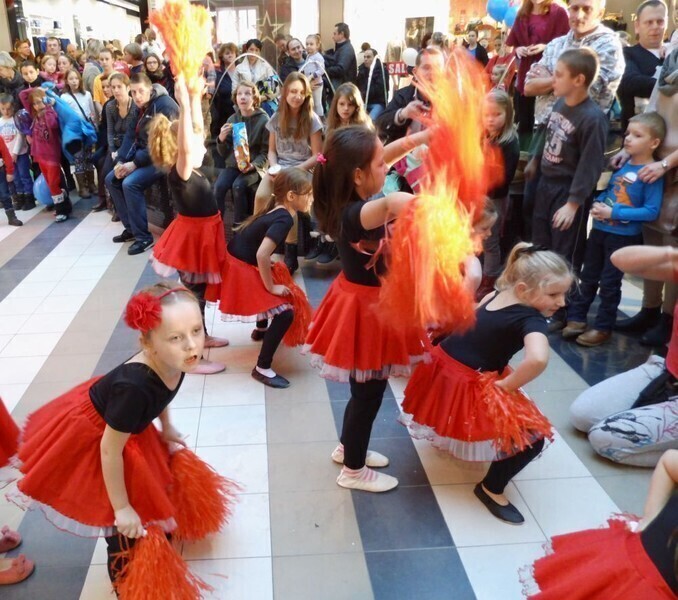 Zdjęcie 7: Scooby Doo i Święty Mikołaj w piotrkowskiej galerii 