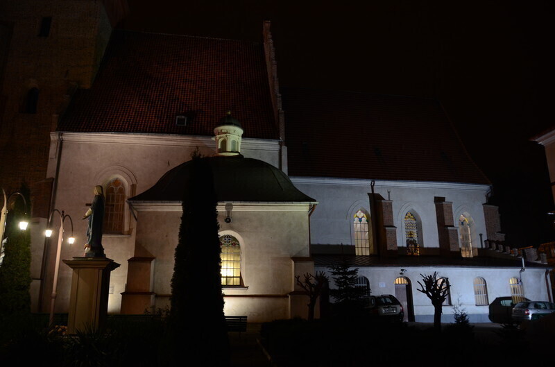 Zdjęcie 14: Fara i Chrobry w nowym świetle?