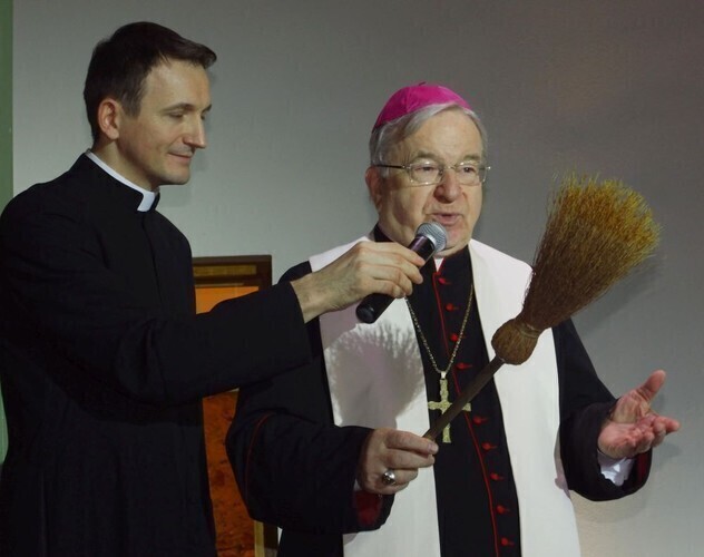 Zdjęcie 1: Oficjalne otwarcie Centrum Idei ku Demokracji w Piotrkowie 